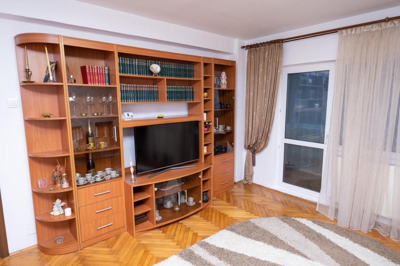 Stella'S Cozy Home Balotesti Bagian luar foto