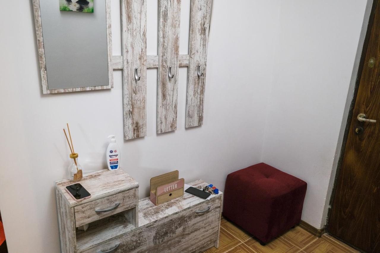 Stella'S Cozy Home Balotesti Bagian luar foto