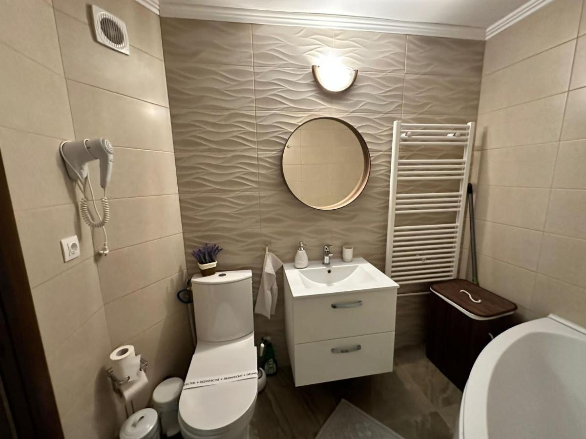 Stella'S Cozy Home Balotesti Bagian luar foto